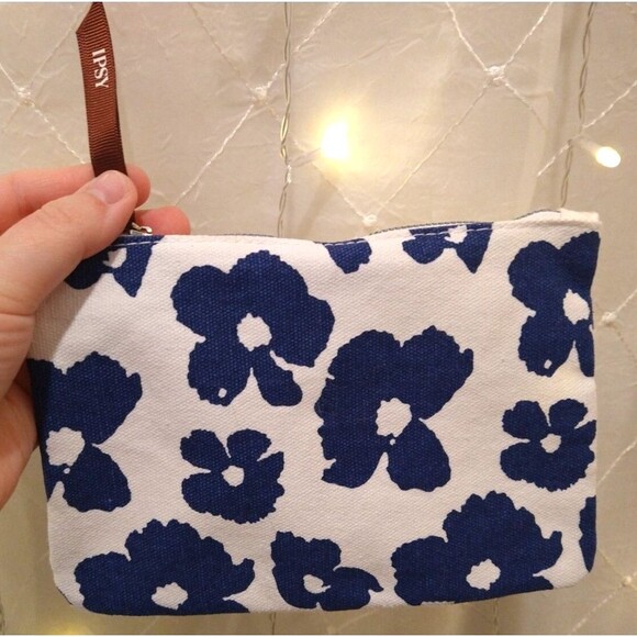 IPSY 2 MAKEUP COSMETIC BAGS 7X5 FLORAL STYLISH FASHION UNIQUE GLAM TRAVEL CHIC - Picture 3 of 7